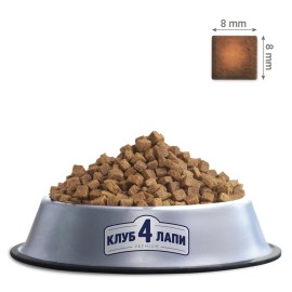 Club 4 Paws Small Breeds, cu pui pentru câini, 1 kg la cântar